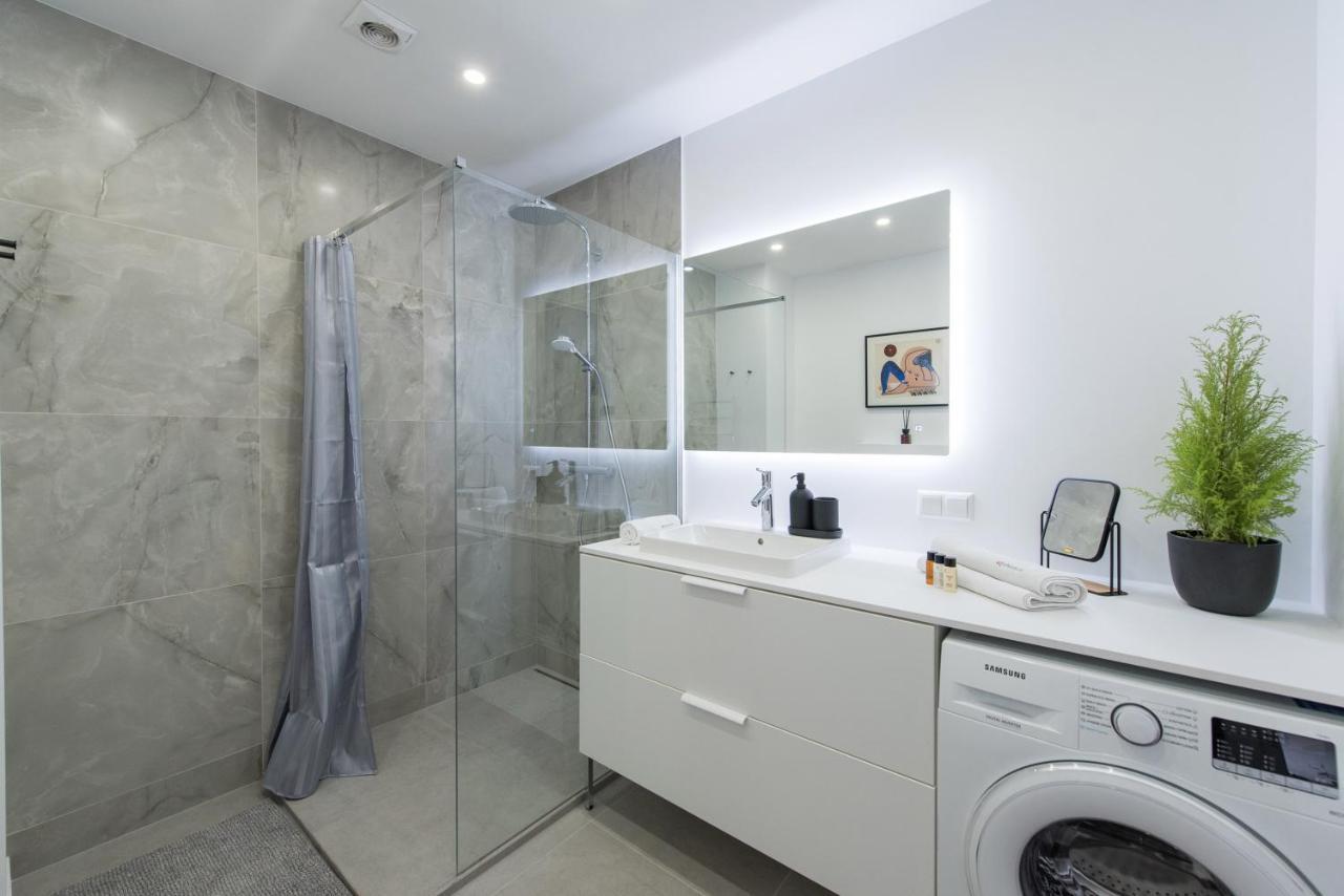 Cohost I New Basteja Life Apartments W-Garage Prkg & Self Check-In Vilnius Luaran gambar