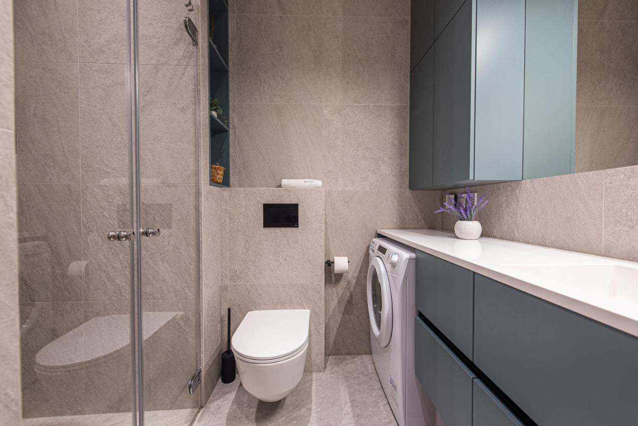 Cohost I New Basteja Life Apartments W-Garage Prkg & Self Check-In Vilnius Luaran gambar